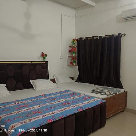 Hari Krishnam Residency Hotel มถุรา ภายนอก รูปภาพ